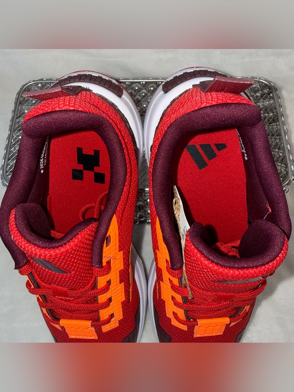 Adidas Kids 3.5Y Minecraft Red and Orange Cloudfoam Sneakers JR1968 nwt - Picture 6 of 14